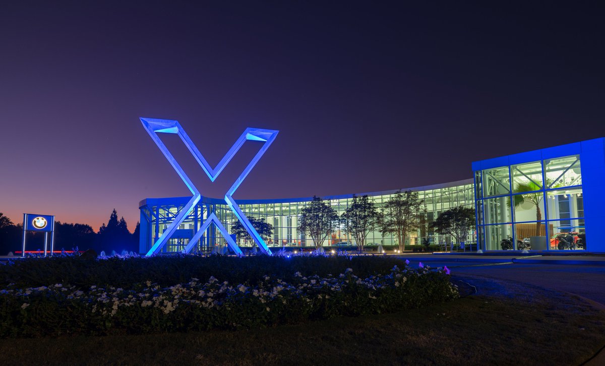 BMW Plant Spartanburg will invest $1.7B to build next generation #EVs in the US via a partnership with @Envisioncn AESC to supply future #batterycells. By 2030, BMW Plant Spartanburg will build at least  6⃣fully electric vehicles ⚡️ 
#BMWintheUS #SCJustRight