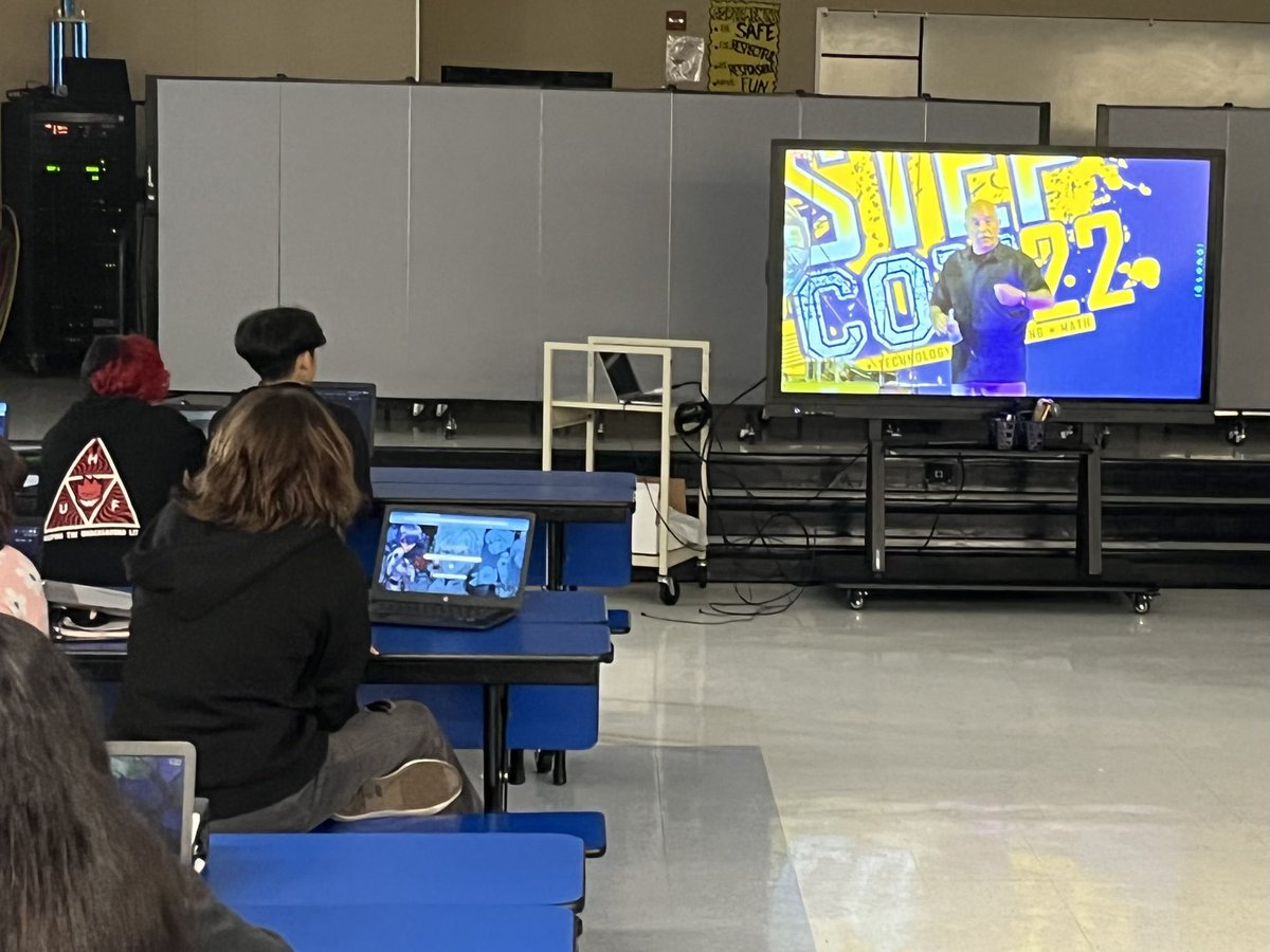 DrPhilipSwartz's tweet photo. 8th graders @Arroyo_omsd attended the StepCon virtually a couple of weeks ago. We had a blast! Will be there in person next yearโฆ gotta do the Escape Room!! #stepcon #arroyo_omsd #omsd #STEM #STEAM #middleschoolgoals #iloveteaching #iamateacher https://t.co/I9e0Vz1yqu