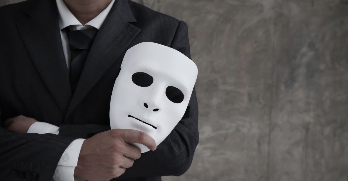 Orion_Mobility's tweet photo. We know that scams are the order of the day, digital scams, by mail, calls, and WhatsApp. Scammers have dared so much that we as consumers, employees, and candidates must be vigilant and beware of any situation that seems suspicious. Read More https://t.co/pZpRbwM2Ln https://t.co/To7gOAaYIz