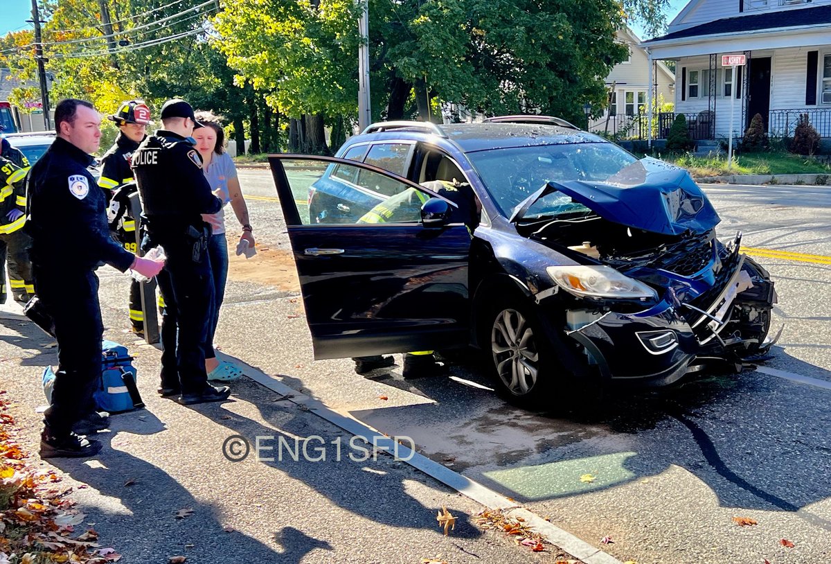 DAMIAN DRELLA on Twitter "Saugus MA, two car accident 359 Main St