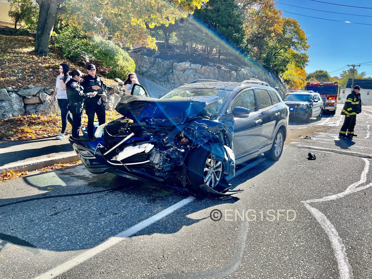 DAMIAN DRELLA on Twitter "Saugus MA, two car accident 359 Main St