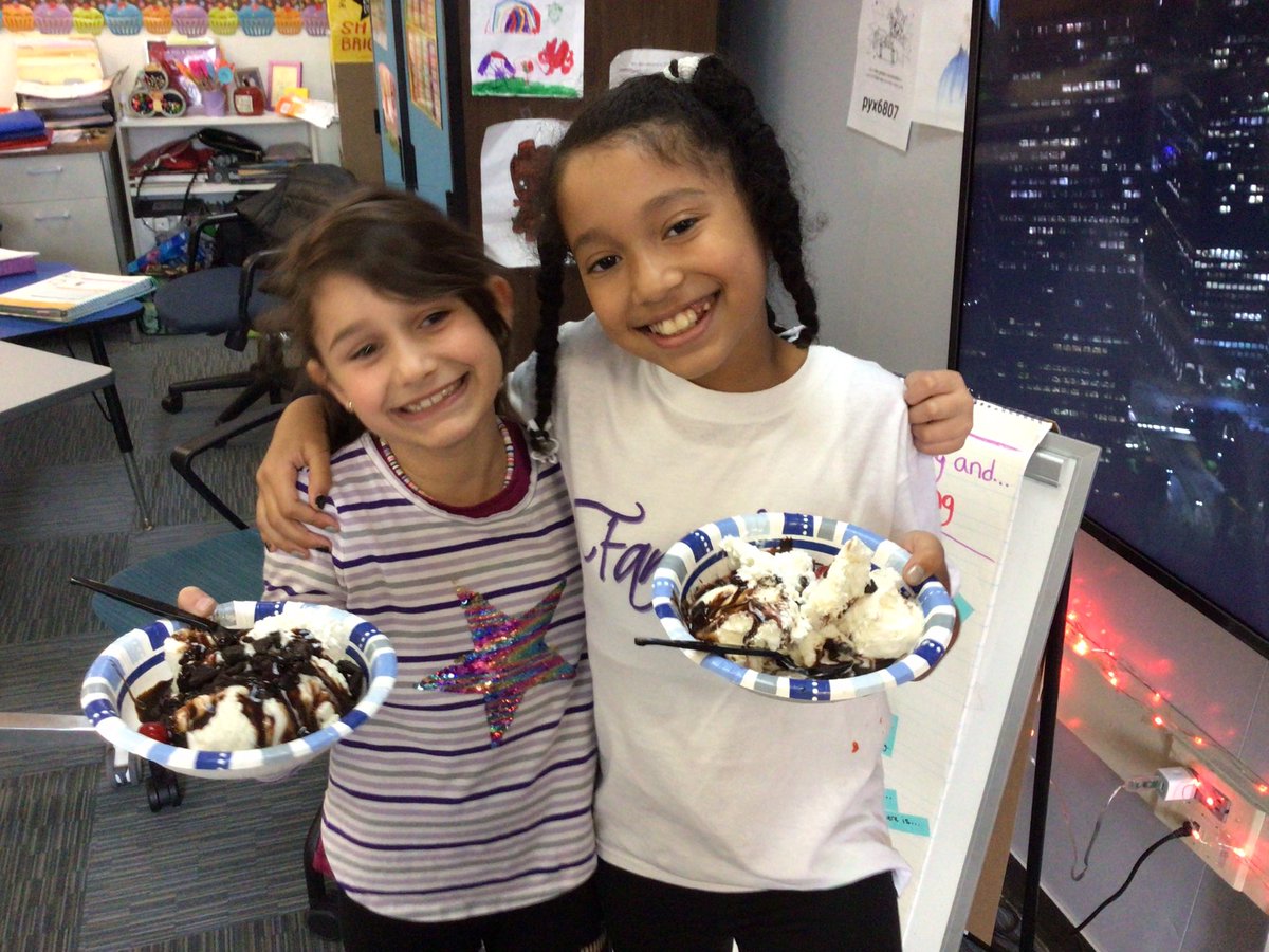 JBronsteen's tweet photo. Ice Cream Sundae party for our class Fun Run donation winner. #troyunion https://t.co/rfqoxy2MYO