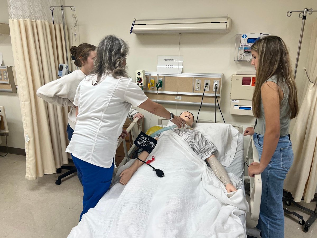 Thank you <a href="/SJRState/">SJRState</a> for hosting <a href="/oneclayschools/">Clay County District Schools</a> at the Orange Park Campus to learn about Nursing, Allied Health, Criminal Justice, Computer Science, Engineering Technology, Business, and Teacher Education programs!