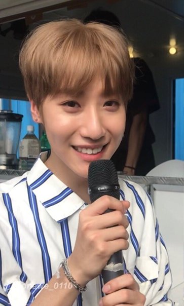 sunshinehyungu's tweet photo. A real Bambi, I miss you so much🥺💛 https://t.co/DG8tCPEcyT