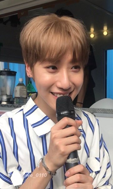 sunshinehyungu's tweet photo. A real Bambi, I miss you so much🥺💛 https://t.co/DG8tCPEcyT