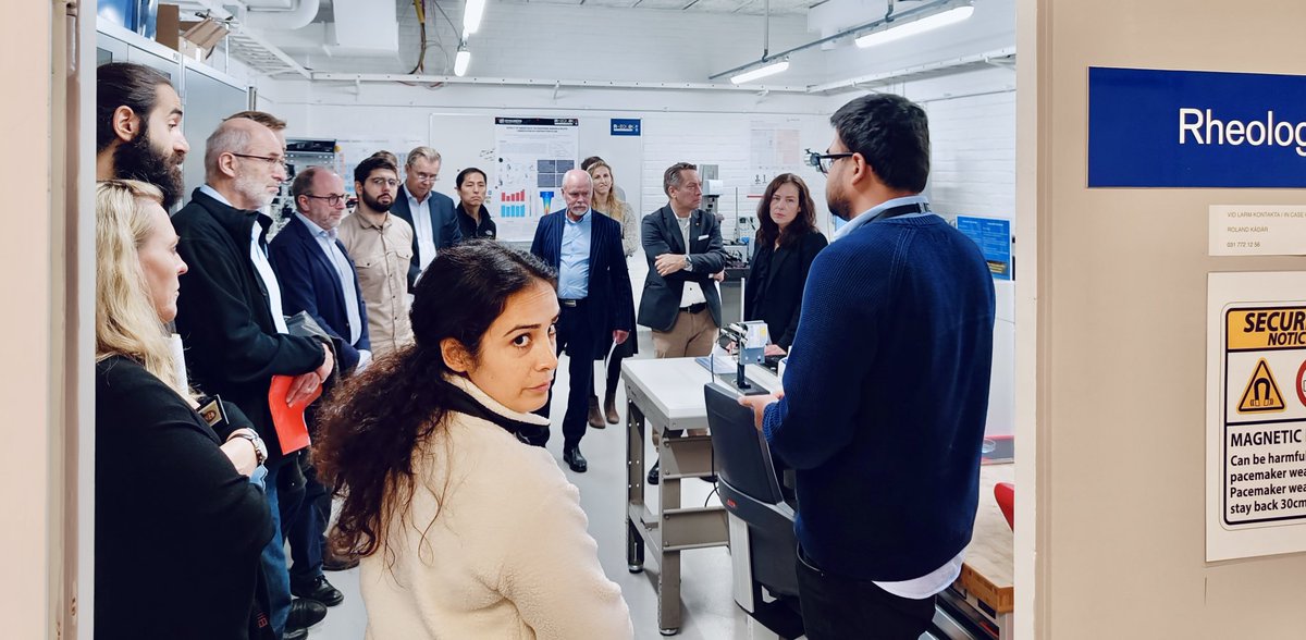 rheo_chalmers's tweet photo. Busy day in our lab: proud to show our work at the department day! #Chalmers #IMS #rheo_chalmers https://t.co/XYhFHvVvAQ