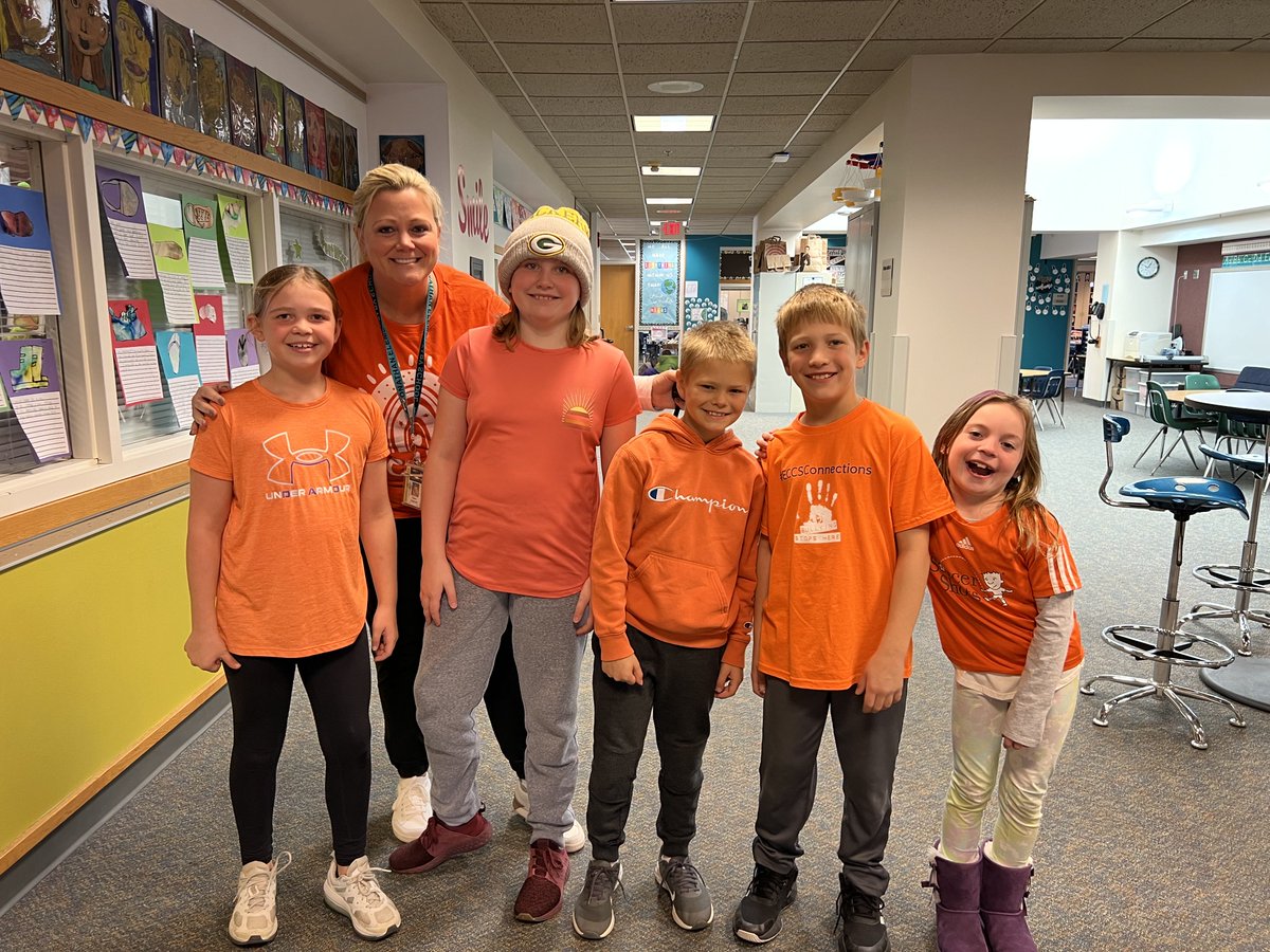 JesElementary's tweet photo. Students and staff wearing orange today to stand up against bullying. #eccsconnections #unityeveryday #ECCSLeadsTheWay https://t.co/G8IZ57Sw02