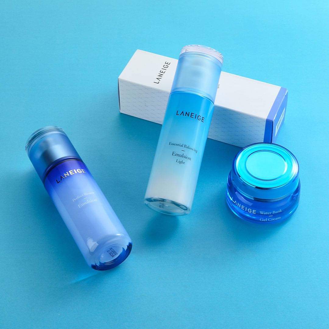 NinikoCosmetics's tweet photo. Perfect #luminous skin ✨✨✨ This Laneige trio hydrates &amp; renews your skin for the perfect #glowingskin that you've always wanted. #niniko #amazing #beautiful https://t.co/u3Gsrej3Cv