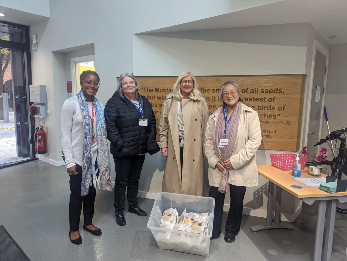 Cwhitworth2016's tweet image. A fantastic meeting to start our relationship with @MustardTreeMCR donating some cakes made by @TheMcrCollege patisserie students for #LoveOurColleges week. Looking forward to getting our students involved in helping at the centre! @ChrisKenyonTMC @TMCpatisserie @TMCClickStudio