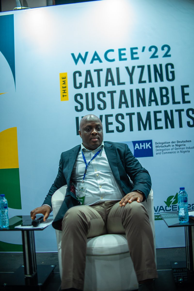AhkNigeria's tweet photo. A cross-section of the Conference on the topic "Building a sustainable marketplace for handling e-waste in West Africa"

#PartnerInNigeria #WACEE22 #CleanEnergy #Water #CircularEconomy https://t.co/F5CJahdQS6