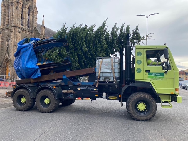 glendaleuk's tweet photo. Glendale's @civictrees have been hard at work relocating Christmas trees in preparation for the most wonderful time of the year 🎄

Read now 👇

#treerelocation #treemanagement #treesupply #christmastrees #trees #tree
https://t.co/gGE2PFpqe7 https://t.co/AGgrYHpvHJ