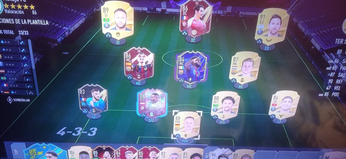 gianfranco1500's tweet photo. @TeamDUXGaming @pabloalbarra_ @LaurixGames Messi, marquinhos, de jong, clauss trans, me hice alaba y estoy pobre para icono https://t.co/Acm0XFfVTF