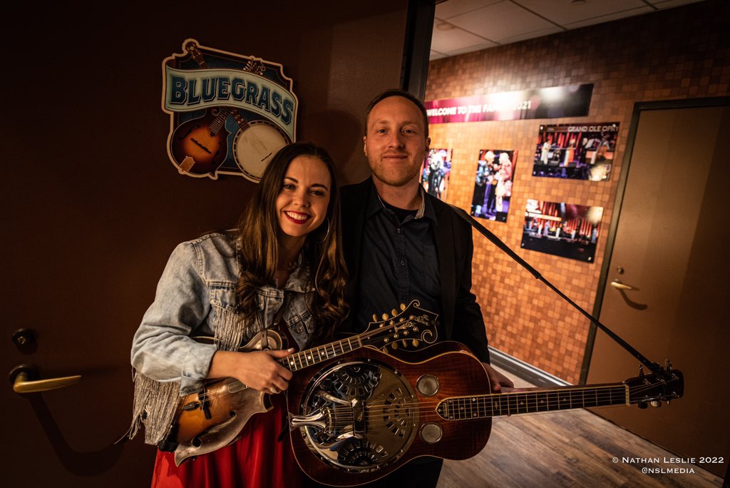 Backstage at the Grand Ole Opry 
📸: @nslmedia 

@opry 🤍