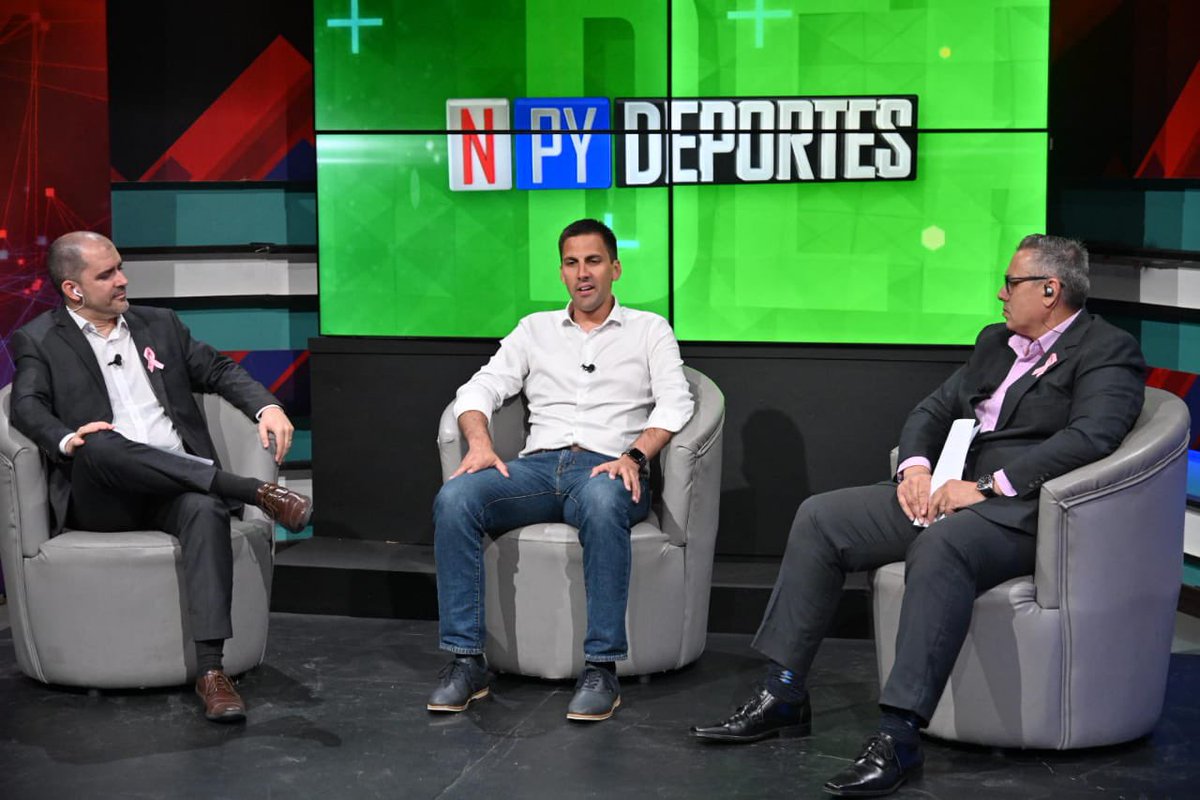 DiegoGaleanoH's tweet photo. En @npyoficial con @rosatoernesto y @DieRubin reiteramos que el éxito🥇de #Juegos @asu2022oficial fue posible mediante el equipo humano conformado por el staff @sndpy #ASU @coparaguay #EquipoPais y el apoyo del gran público paraguayo!.
#GraciasParaguay🇵🇾🇵🇾
#ElSueñoCumplido https://t.co/Bu1Lkj6mty