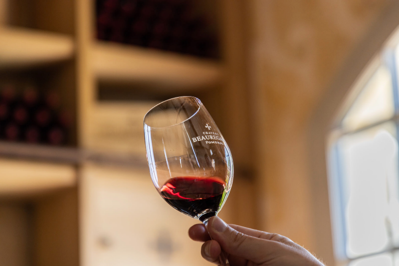 If Bordeaux and spring in France is something you'd like to experience firsthand, let's start planning your bespoke trip.  - mailchi.mp/intothevineyar…