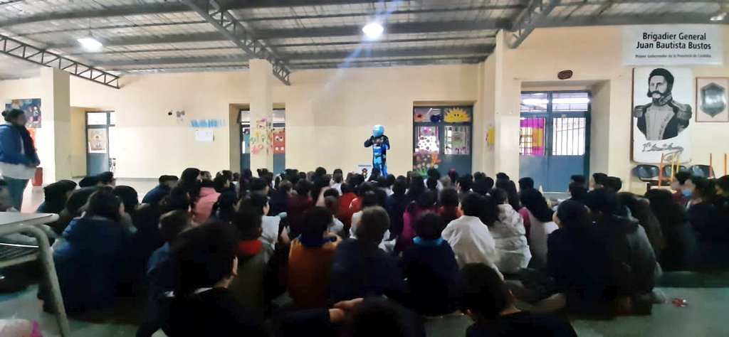 PilotoX1's tweet photo. Gracias escuela Juan B. Bustos turno mañana #Cosquin seguimos en las charlas como previa de este finde @SuperTC2000 #AltaGracia
#TC2000Cordoba 🚦🏁.
#educacionvial #inclusion #córdoba #carrera #pilototango #TC2000 https://t.co/09llB3qwwF