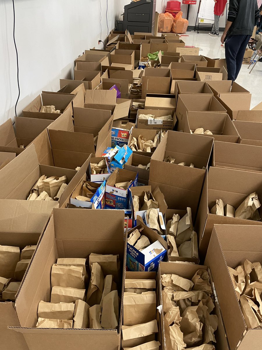 1,472 snack bags for the INN! Wow! Wheatley’s day of service underway !