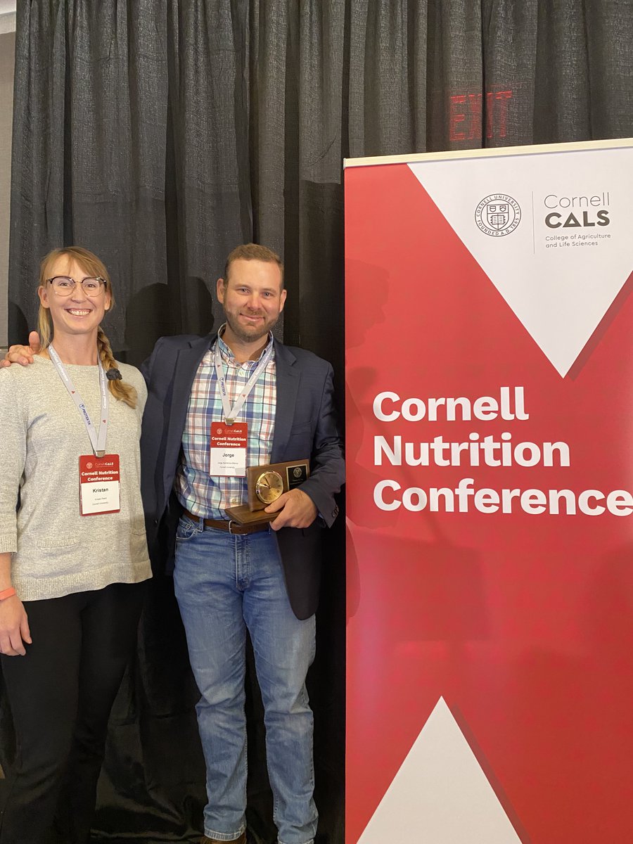 Congratulations to this year's grad student awardees! 🏆
Maynard Award - Tanya France &amp; Andres Ortega (<a href="/AFOrtegaM/">Andres Ortega</a>)
Danny G. Fox Graduate Fellowship -  Jorge Barrientos-Blanco (<a href="/jorgebarrib/">Jorge Barrientos</a>)
#cornellnutrition22