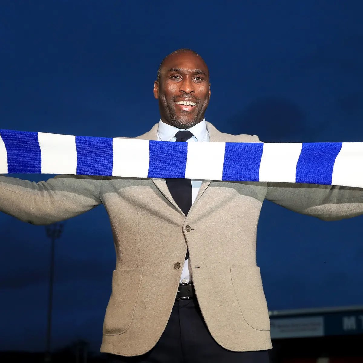27LWab's tweet photo. Only one man can save us now. #WelcomeSol 💙🤍 https://t.co/uYyuiirmfa