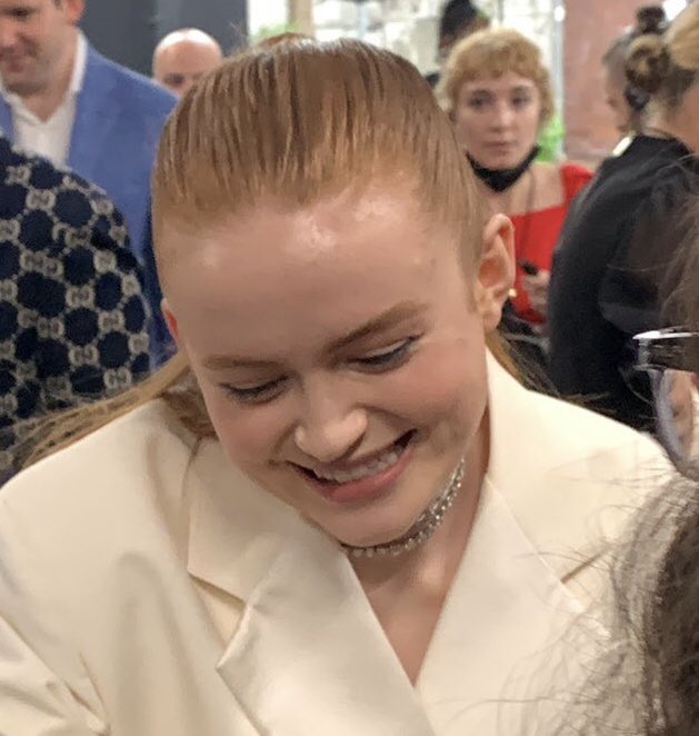 alexa play gorgeous by taylor swift.