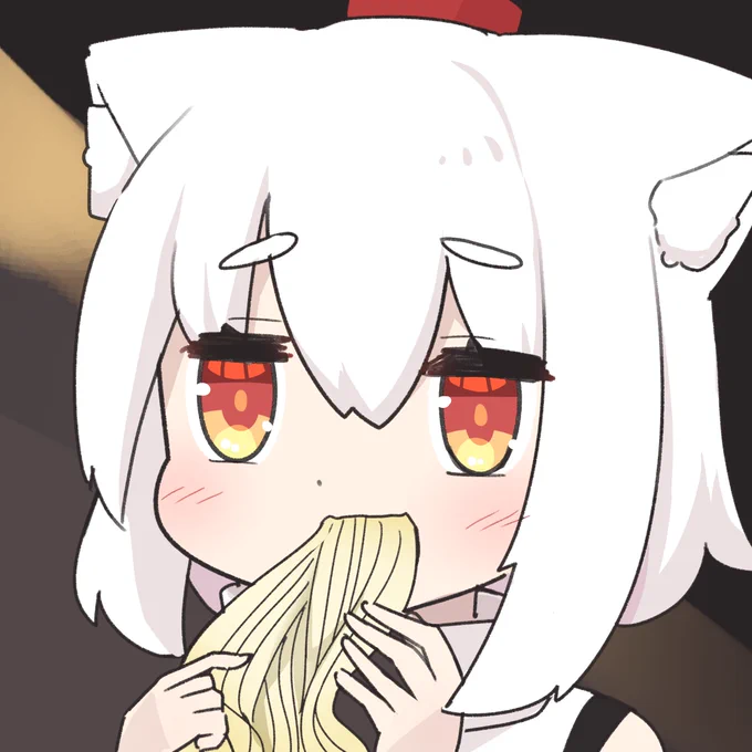 ラーメンを食べる椛ちゃん 