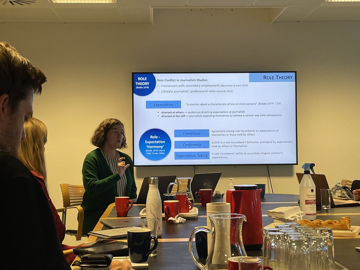 At a preconference of <a href="/MundusJourn/">Mundus Journalism</a> alumni research <a href="/BanjacSandra/">Sandra Banjac | @sandrabanjac.bsky.social</a> argues that studying journalists’ roles &amp; audiences’ expectations &amp; the different levels of consensus &amp; conformity between the two offers a more nuanced picture of the health of the journalist-audience relationship.