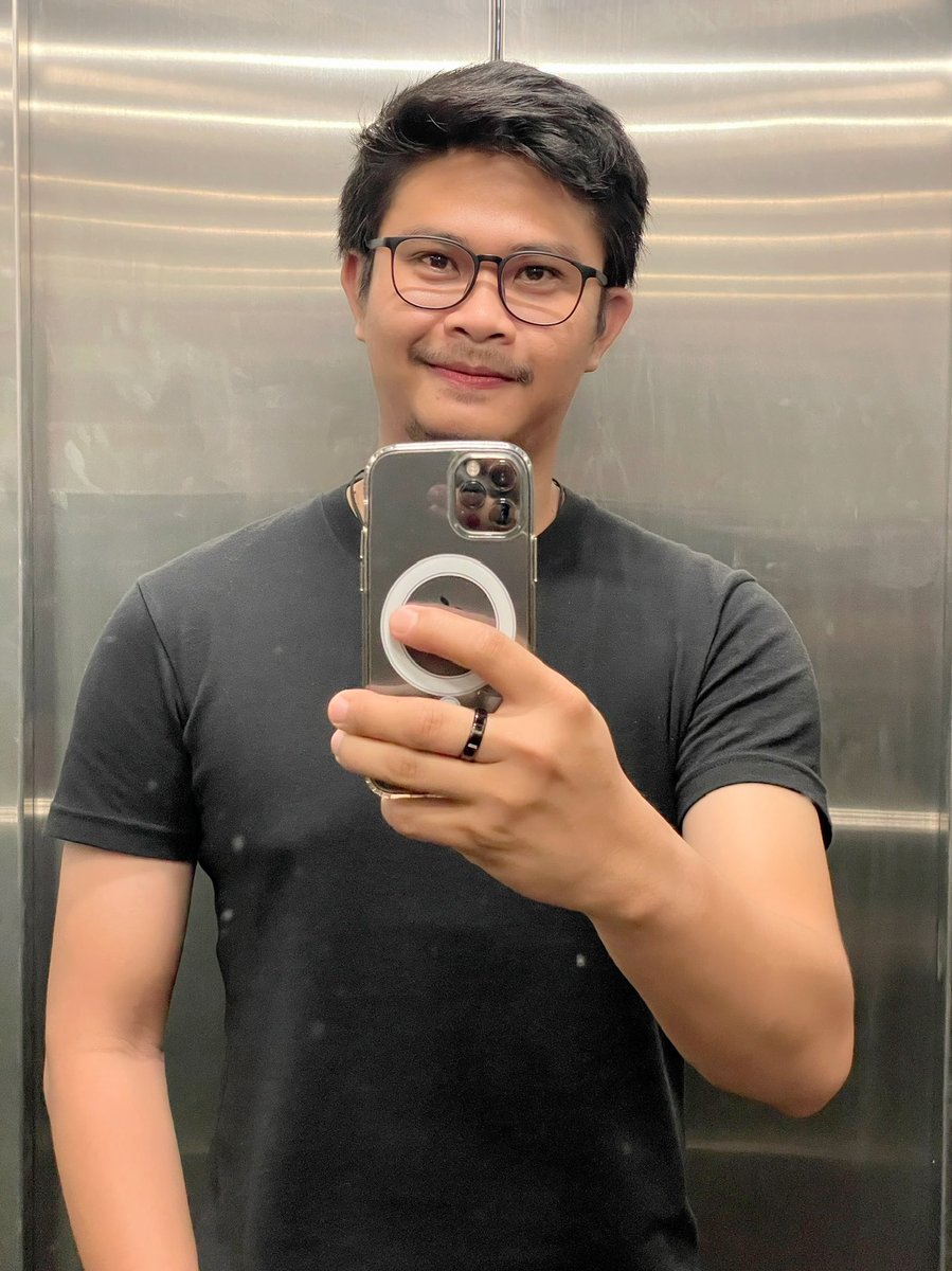 randy_alnoshok's tweet photo. Terkadang sulit menentukan pilihan
#mirrorselfie #lift #alterpinayph #alterigo https://t.co/dwWO1Xxk2d