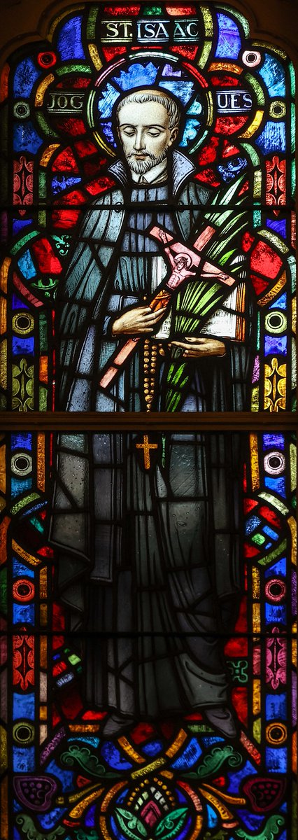 Today is the feast of the North American Martyrs among whom is the Jesuit missionary St Isaac Jogue. His canonical fingers were gnawed off by rats so he needed Papal dispensation to continue to offer Mass; these fingers are reserved for touching the Host.
flic.kr/p/2nTSBqW