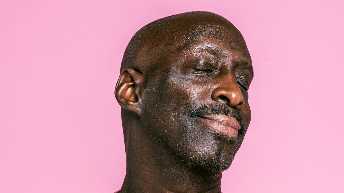 El cáncer de mama también puede afectar a los hombres y aquí te explicamos por qué y cómo detectarlo a tiempo 👉🏻 trib.al/klaoIR6