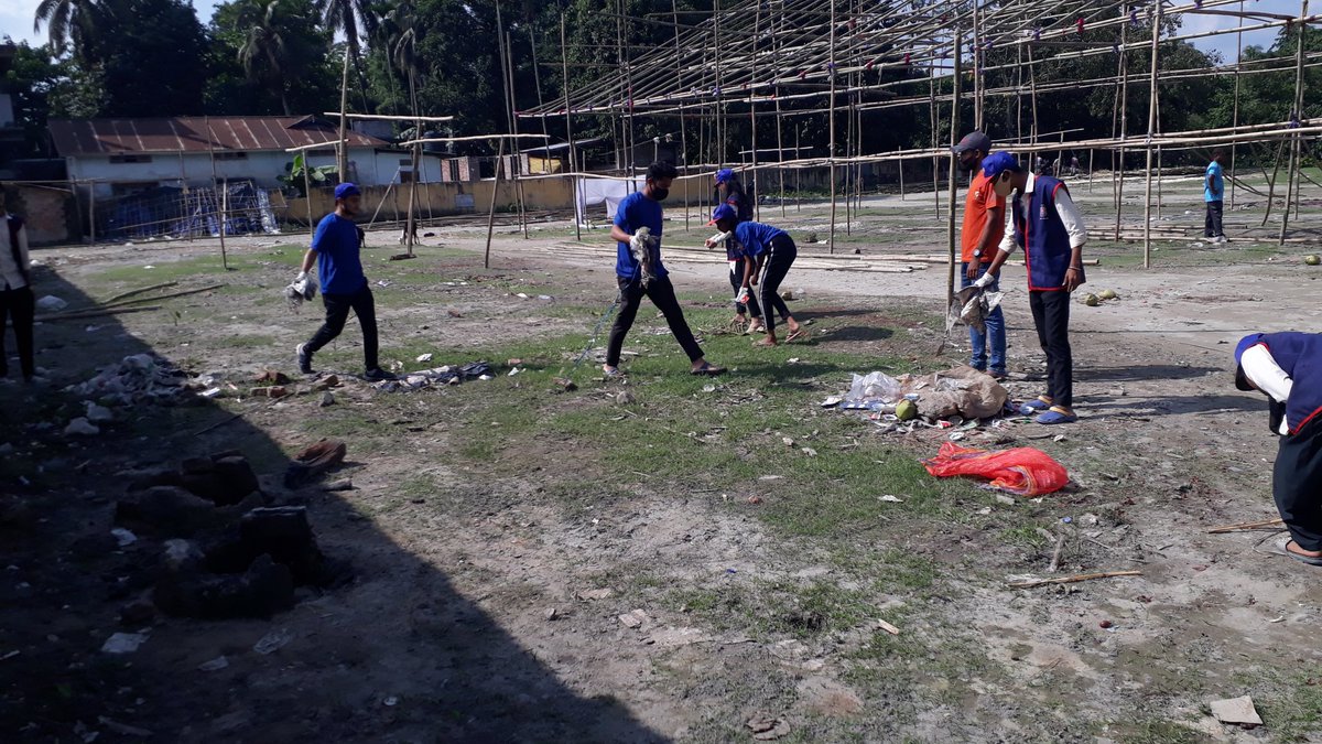 NSSTihuCollege's tweet photo. NSS Volunteers of Tihu College Unit collected single used plastic and trash in the Tihu Durga Puja Mandir campus and the dirty playground of Tihu High School after _Ravan Daahan_ programme @_NSSIndia @nss_rdguwahati @Nyksindia @YASMinistry #CleanIndia2 #SwachhBharat2022 https://t.co/Vemjhh5tnr