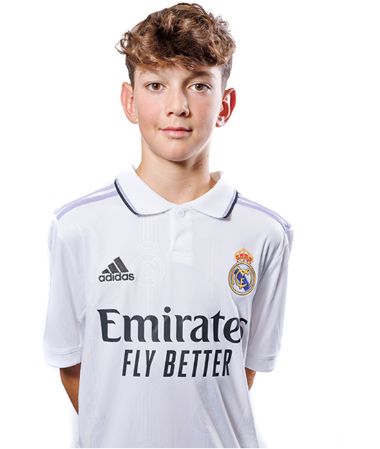 AlvarMoreno_'s tweet image. ⚪️ Un ibicenco en el @realmadrid: Luis Marí Munar (2010) ha dado el salto al club blanco procedente del @ibizaud. Forma parte de la plantilla del Infantil B 2022/23