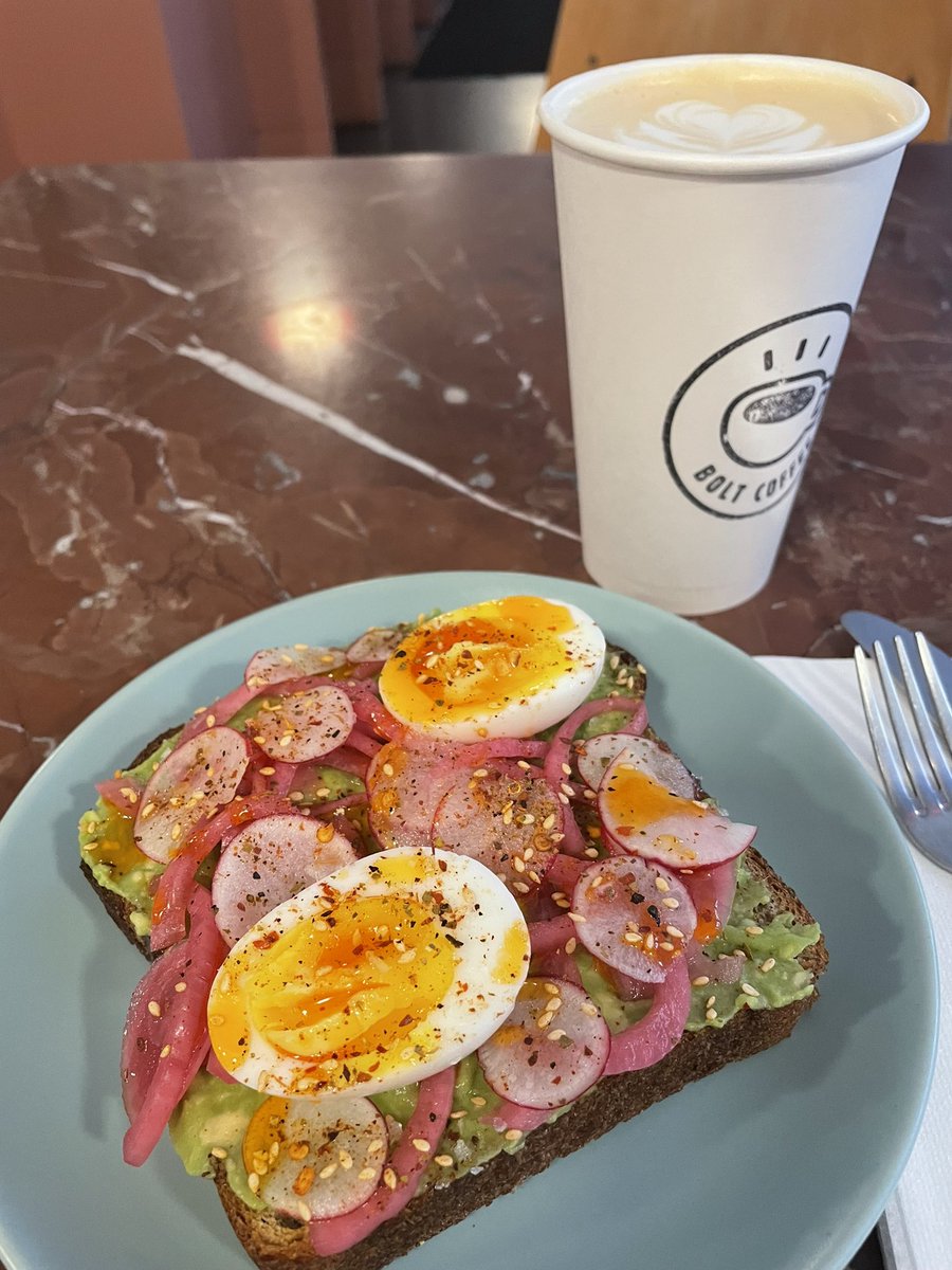 stephfrancoeur's tweet photo. A proper breakfast (a rarity when I travel). https://t.co/ycZtjyNY3W