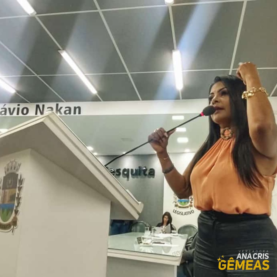 CrisVereadora's tweet photo. Na Câmara  para mais uma sessão ordinária. Continuo combativa e falando a altura da luta pelo povo.Solicitei aos vereadores  reunião com objetivo de discutir soluções para a cobrança abusiva de IPTU e graves denúncias sobre as ameaças do confisco de bens e salários dos moradores. https://t.co/FWPbMc8OC9
