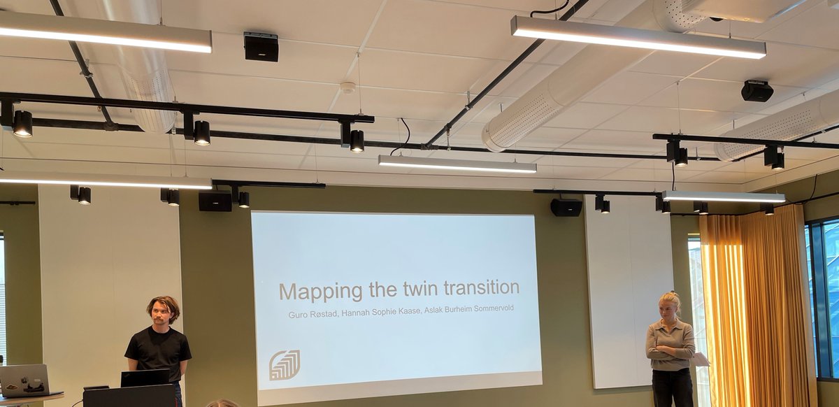 Great presentations of 2022 summer projects at UiO:Energi. Aslak and Guro presented the project they did with Hannah about the Twin transition with the help of the Sustainability lab <a href="/uio_lab/">Sustainability Lab, University of Oslo</a> - <a href="/Ifi_UiO/">Ifi, UiO</a>
#SDG #ClimateActionNow #Sustainability #bærekraft