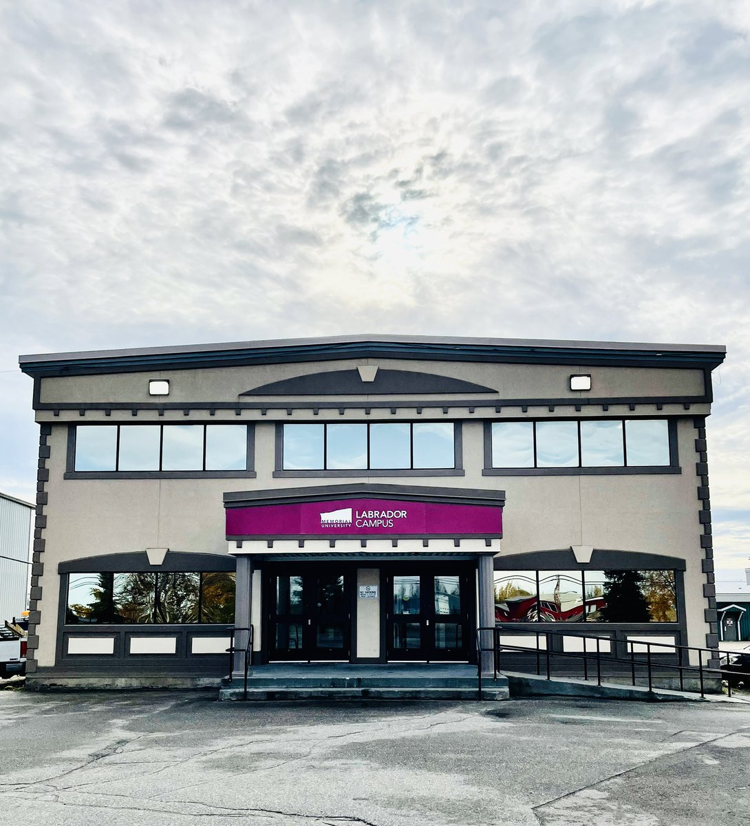 Our new #LabradorCampus sign went up today!