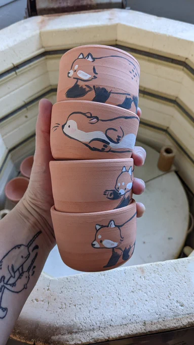 A few pieces that were glazed today, some pre-orders are in there. 