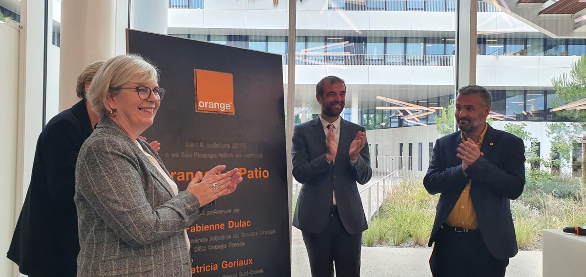 anais_boilly's tweet photo. 🤩 Belle inauguration du campus @OrangeOccitanie de Montpellier en présence de @fabiennedulac @PatriciaGoriaux et @MDelafosse. Un environnement de travail convivial, numérique et responsable qui encourage la coopération et l’agilité collective. https://t.co/jlpDZ299zt