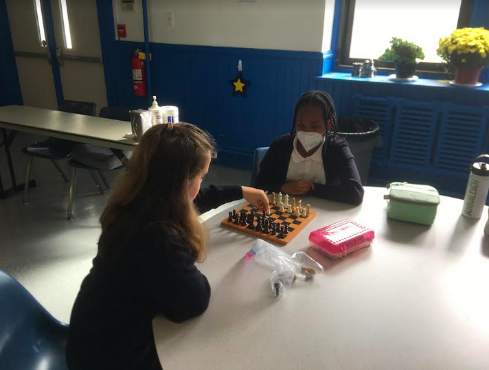 olssac's tweet photo. Indoor Recess means time to play Chess! https://t.co/CWSPDbfoeR