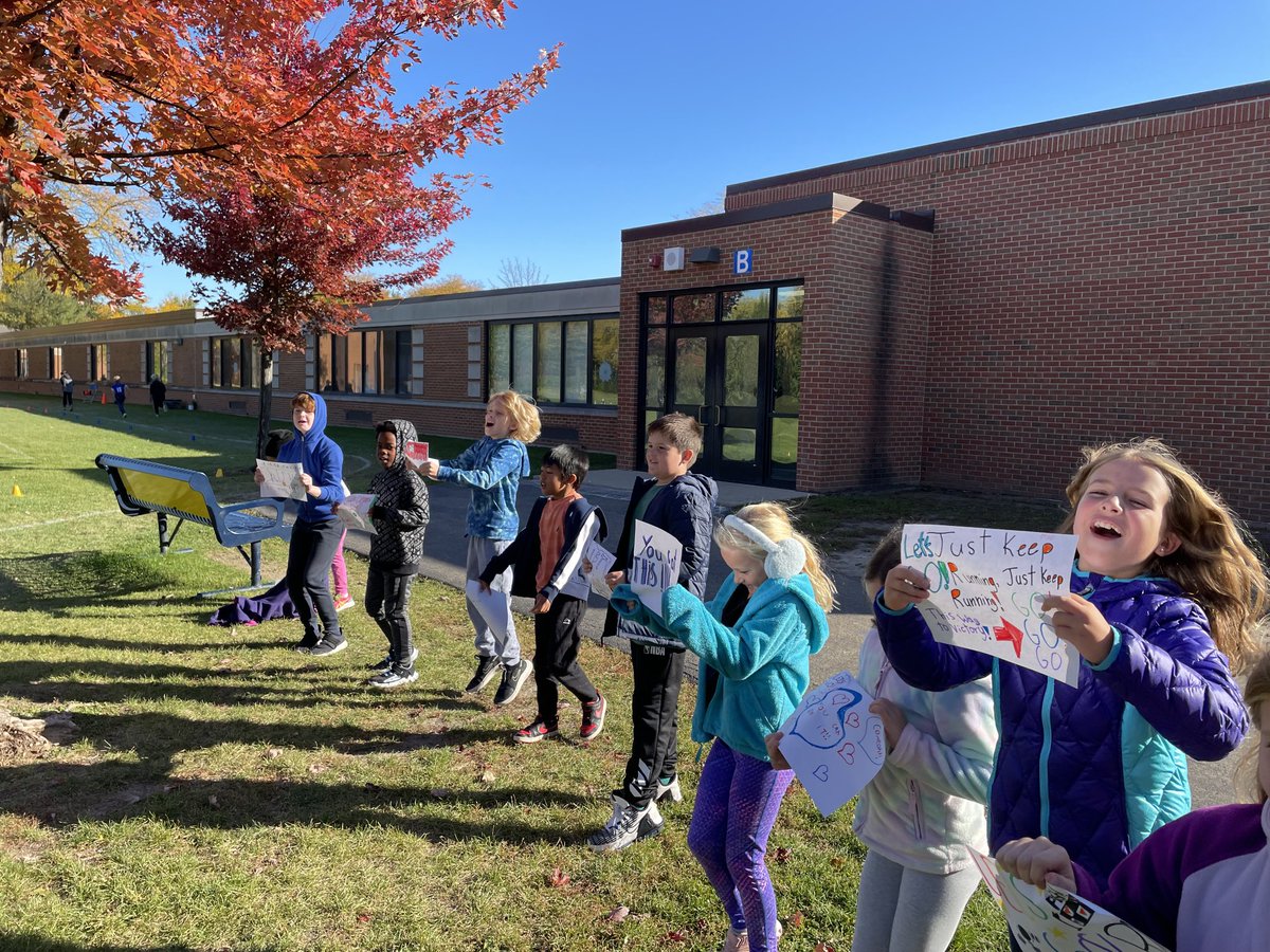 PR 3 West Is Best! tweet media