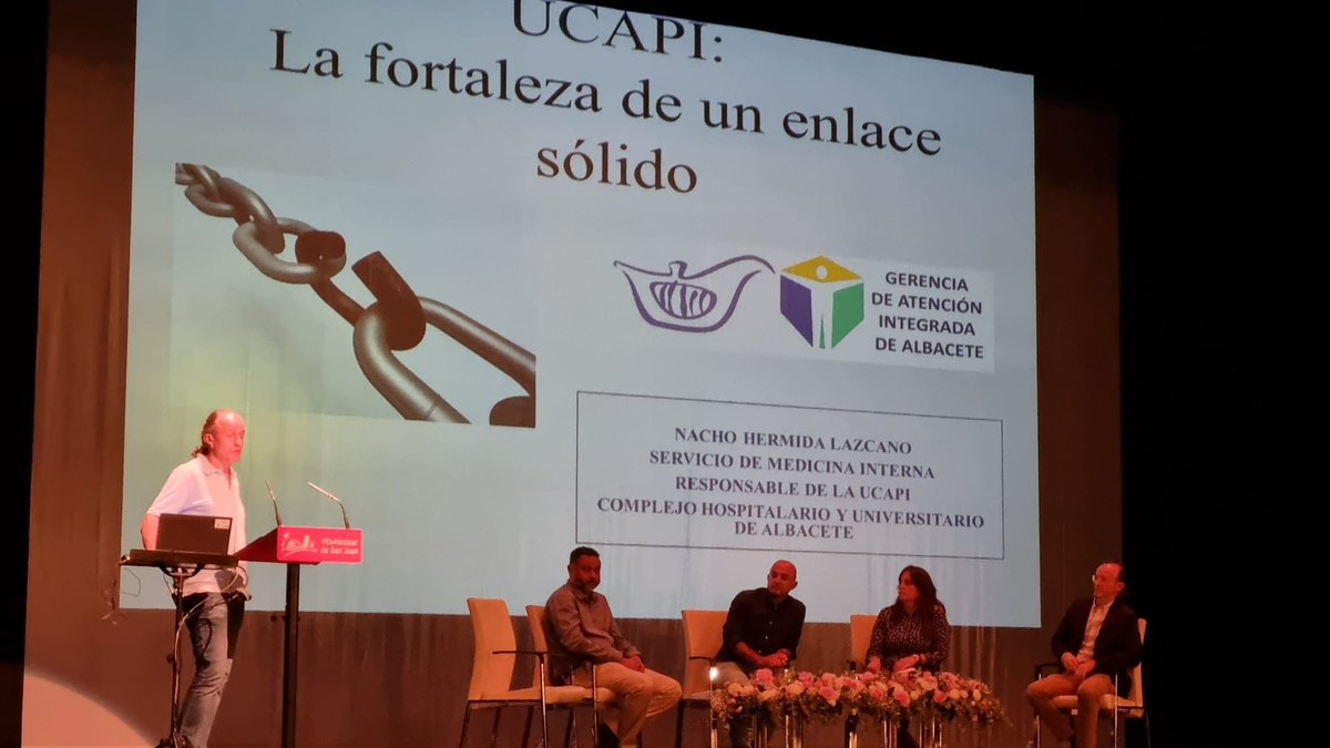 MI_Chospab's tweet photo. Hoy nuestra UCAPI liderada por el dr.Hermida ha participado en el I encuentro de Ucapis de CLM en Alcazar de San Juan, enhorabuena equipo por compartir experiencias de un modelo de éxito  necesario para nuestra población 🔝 @CarmenOlmeda5 @albacetesanidad @DiarioSanitari0 https://t.co/29rbfWuq4D