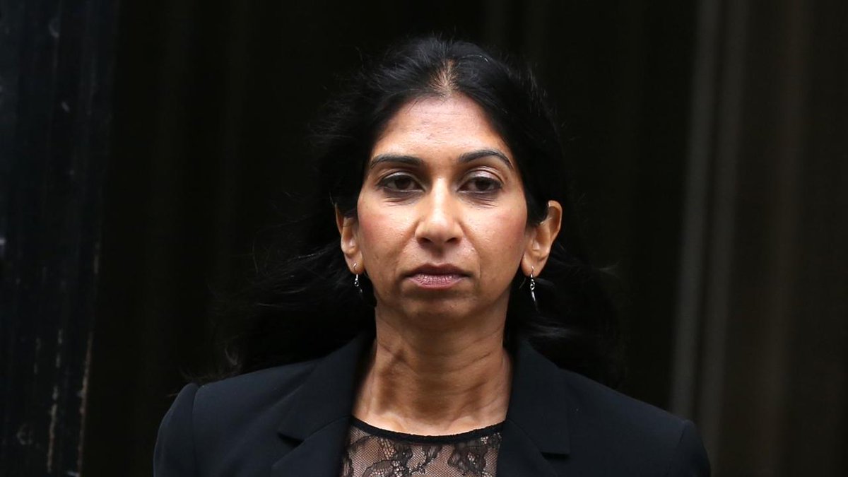 😂I had a dream that Suella 'aka Cruella' Braverman is #sacked as Home Secretary.The racial gatekeeping anti-woke, culture warmongering Brown racial gatekeeping executioner of Tory racist & xenophobic policies is out. Evil woman. Karma is a BITCH. TOFU HAS THE LAST LAUGH - HA!😂