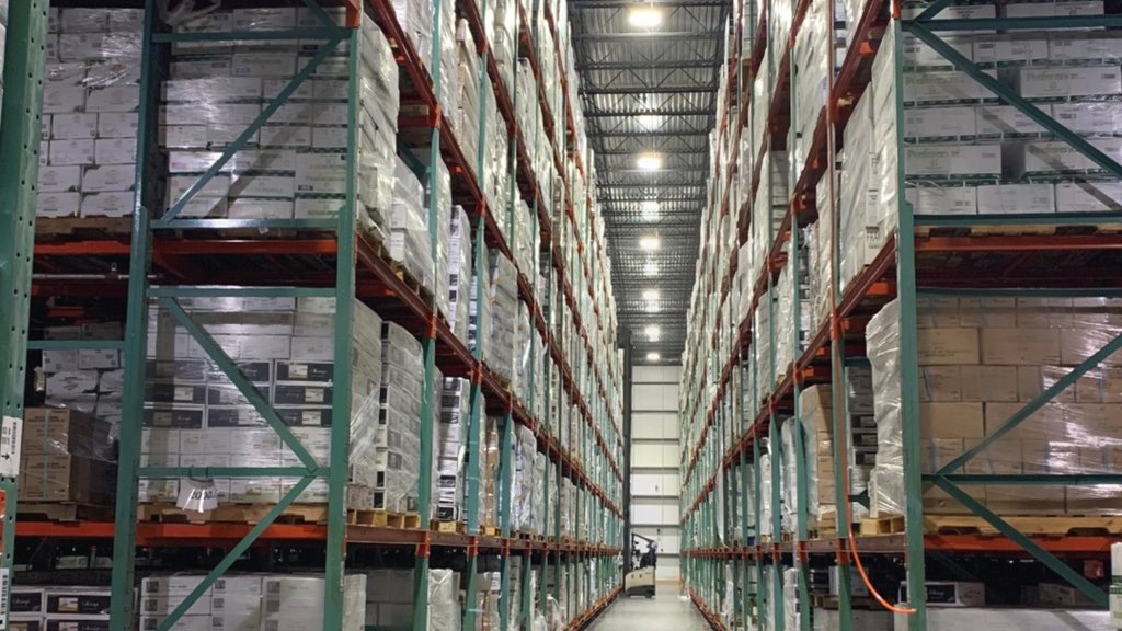 VerticalCold's tweet photo. When it comes to storing and maintaining your food, you know that temperature is critical. That's why you can count on our time-tested technology and blast freezing capacity to keep the temperature just right, so nutrients and food safety standards are preserved at every step. https://t.co/7aDxBCOiNX