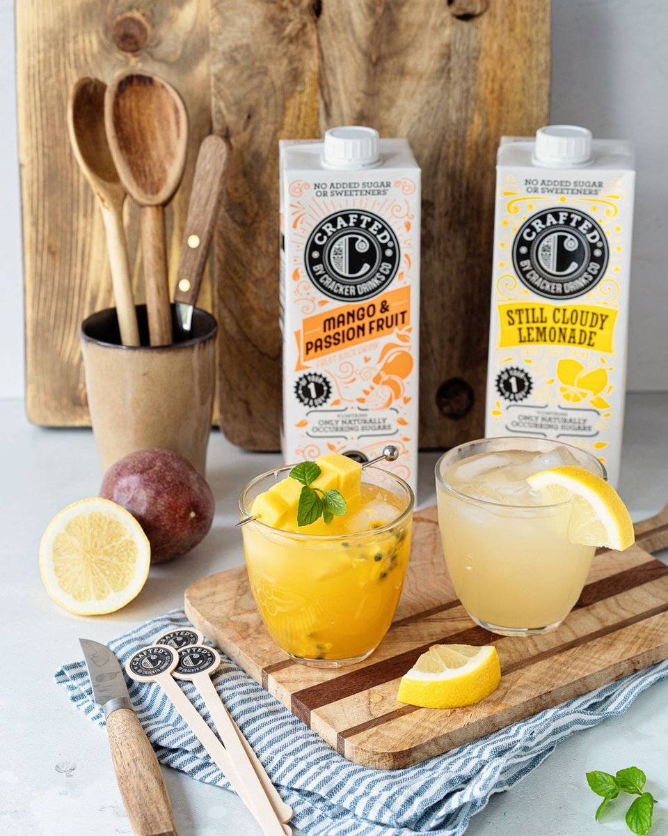 CraftedDrinks's tweet photo. It's #NationalGinAndTonicDay! 🍸 We don't know about you, but we much prefer a gin 'n' juice combo 😏  

With fruity and fragrant flavours of sweet, ripe mangoes, punchy passion fruit and zesty Sicilian lemons, our juice drinks are perfect for pairing with your favourite gin 🙌 https://t.co/aqhyZrnBmB