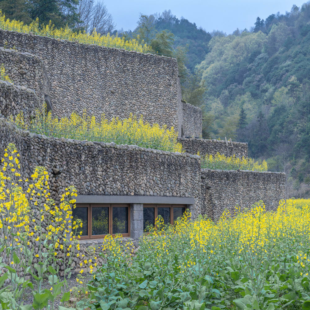 divisare_'s tweet photo. UAD by THE ARCHITECTURAL DESIGN AND RESEARCH INSTITUTE OF ZHEJIANG UNIVERSITY
QINGXI CULTURE AND HISTORY MUSEUM
Photos by: ZYSTUDIO, DING JUNHAO, QIANG ZHAO
To see more: https://t.co/cwClkmuFtf
#buildinginlandscape #architecture #detailsoffacades #museums #stonefacades https://t.co/KRMb64cHSJ