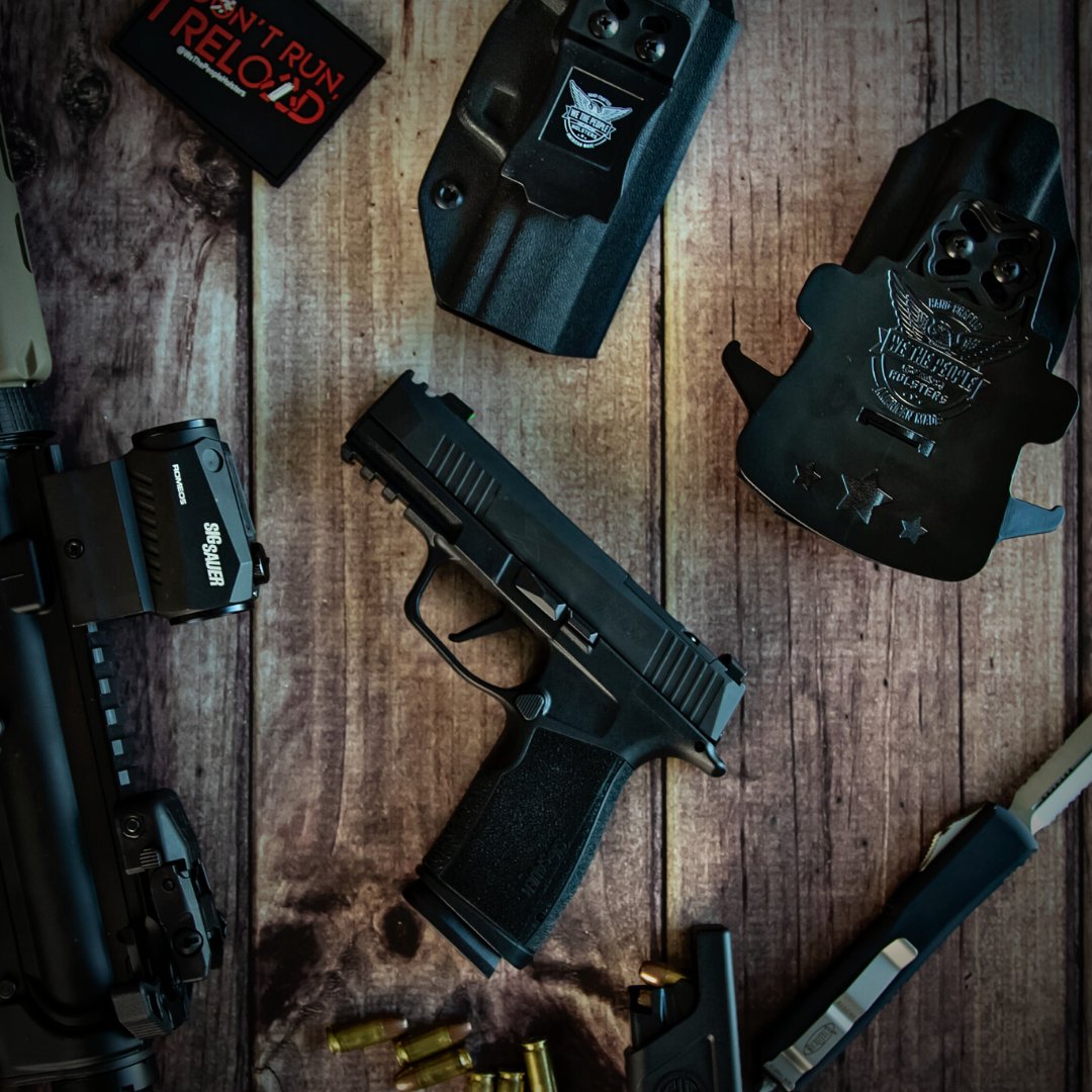 The highly anticipated Sig Sauer P365 XMacro holsters are officially here and ready to ship straight to your doorstep! 👊

wethepeopleholsters.com/web
Shop our full collection of American made IWB/OWB Kydex holsters at the link above! 🇺🇸

#sig #sigsauer #sigp365 #sigp365xmacro