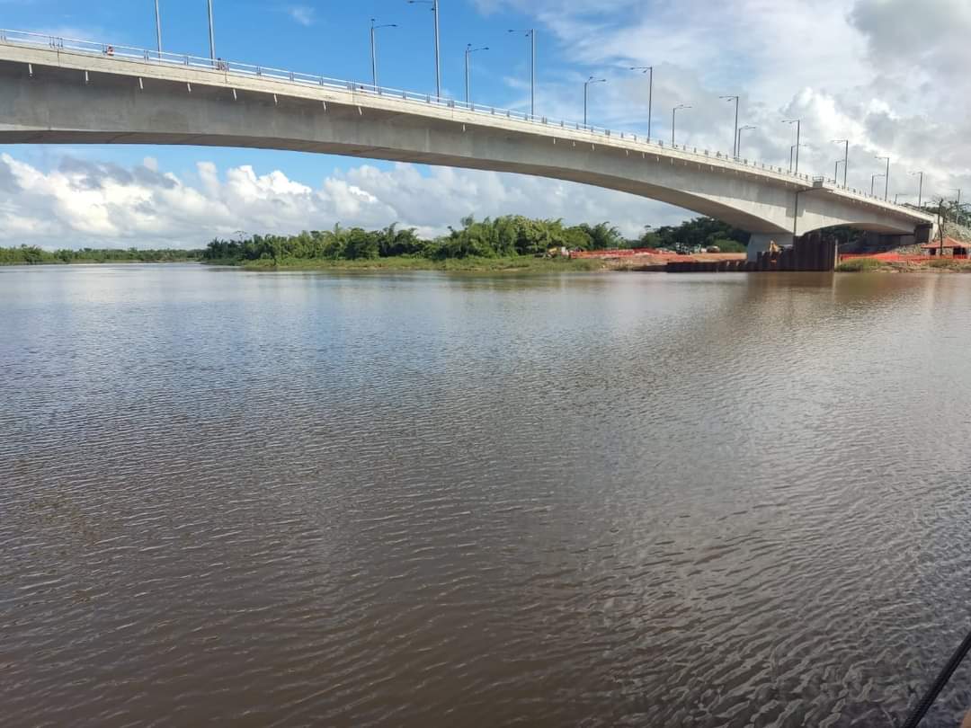 aenoguera's tweet photo. Gobierno regional, autoridades municipales y el pueblo organizado en el FSLN de la Costa Caribe Norte, inaugurarán hoy miércoles 19 de octubre, el majestuoso puente vehicular sobre el río Wawa Boom. #2022PuebloVictorioso #Nicaragua https://t.co/Iwlvhn4ElT