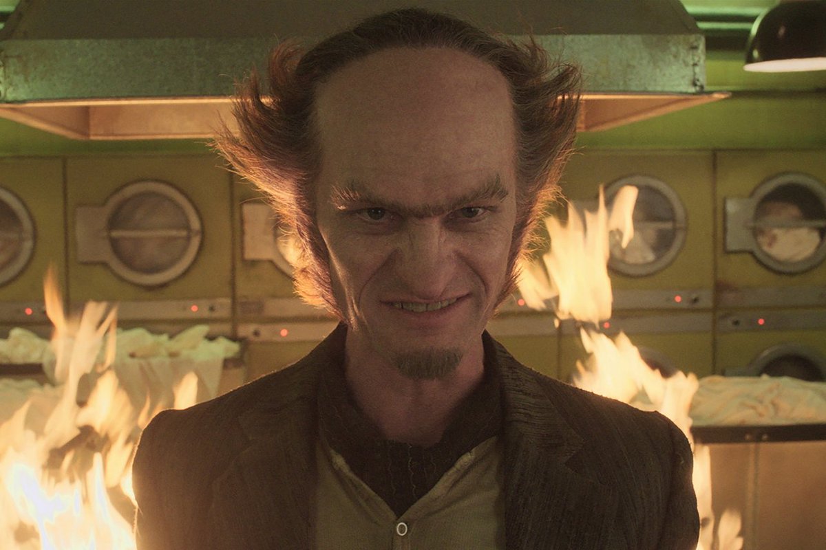 _NumberMuncher's tweet image. Larys (count Olaf) sends this thugs (vfd) marked with firefly pins (tattoos) to start fires in a Song of Ice and Fire (Series of Unfortunate Events).