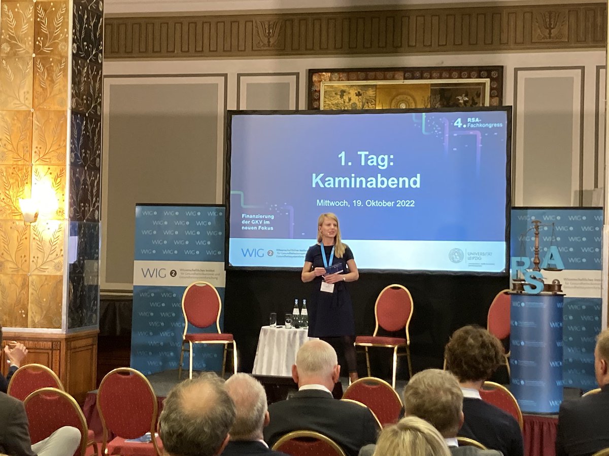 WIG2Institut's tweet photo. #RSAFK22 in #Leipzig! Die Gastgeber:innen @WIG2Institut &amp; @UniLeipzig heißen die Teilnehmer:innen zum 4. #RSA-Fachkongress herzlich willkommen! In diesem Jahr steht die #Finanzierung der #GKV im neuen Fokus. #morbiRSA https://t.co/MPm4f9PsMS