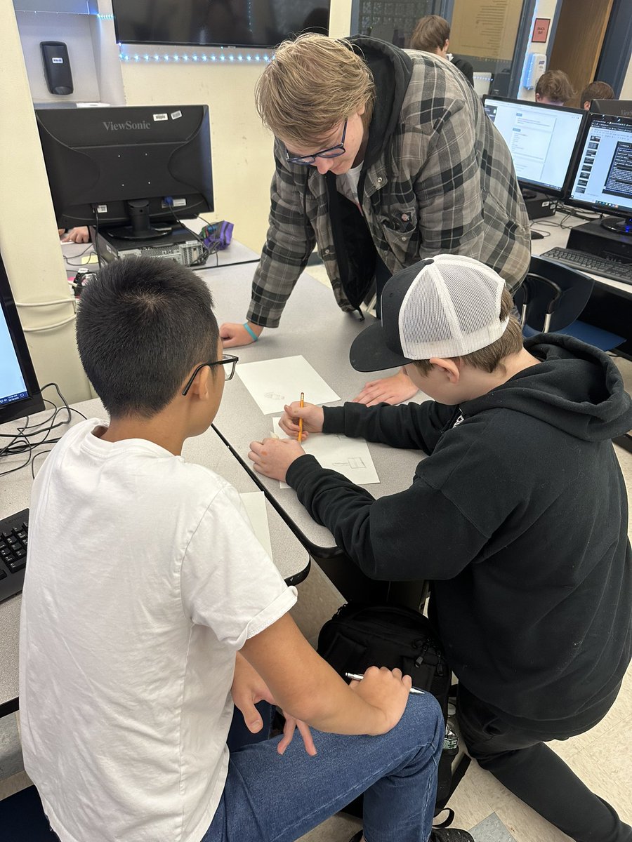 BrianaOBrienLHS's tweet photo. Today in Tech Ed #PLTWIED students designed game boards and down the hall in #CTE Pre-App II students worked on building wood markers. @Cerroni_Teched @BrettRWoodcock #WarriorsAtWork #LiverpoolLeads https://t.co/VwAbYuOqw2