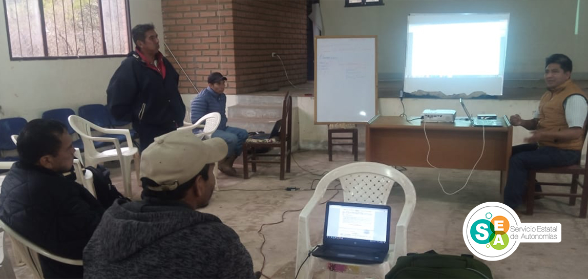 El Servicio Estatal de Autonomías en el marco de la coordinación con la Coordinadora Nacional de Autonomías Indígenas CONAIOC y la Comisión Técnica del Gobierno Autónomo Indígena Originaria Campesina de Kereimba Iyambae, desarrollo una mesa técnica para analizar los alcances...